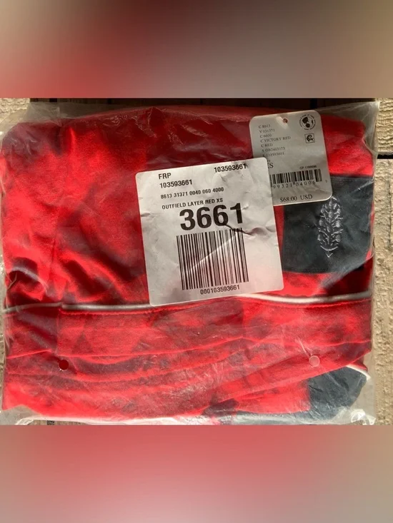 Free People Movement ~ Outfield Layer ~ XS ~  Cropped Hoodie ~ NWT - Picture 2 of 12